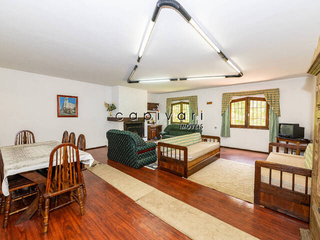 Apartamento para Venda em Campos do Jordão - 2