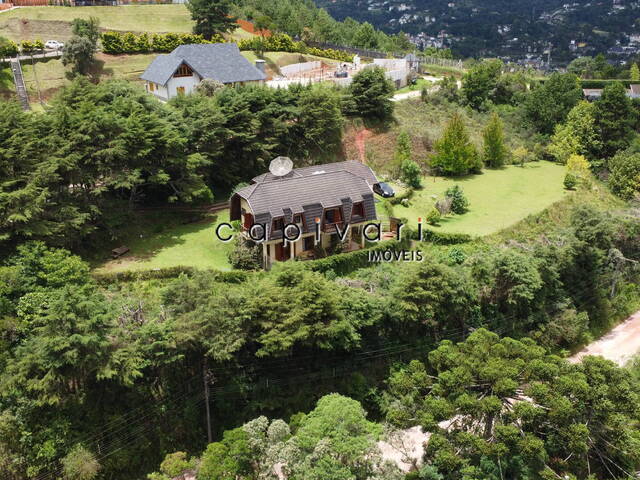 #1153 - Casa para Venda em Campos do Jordão - SP