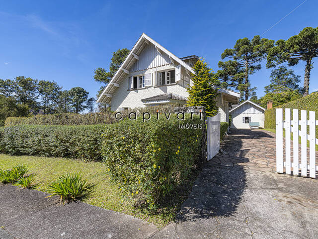 #1358 - Casa para Venda em Campos do Jordão - SP - 1