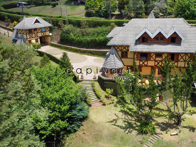 #1646 - Casa para Venda em Campos do Jordão - SP - 2