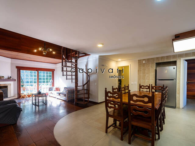 Venda em Capivari - Campos do Jordão