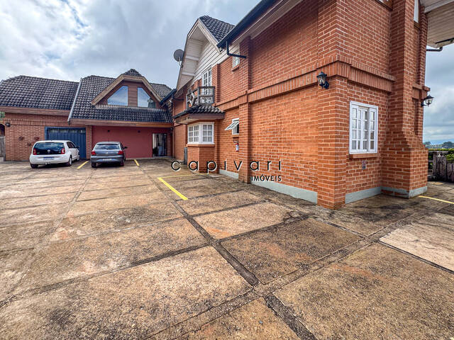 Casa para Venda em Campos do Jordão - 2