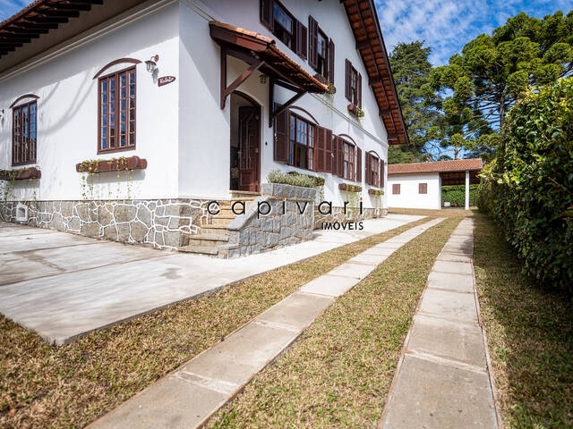Casa para Venda em Campos do Jordão - 2