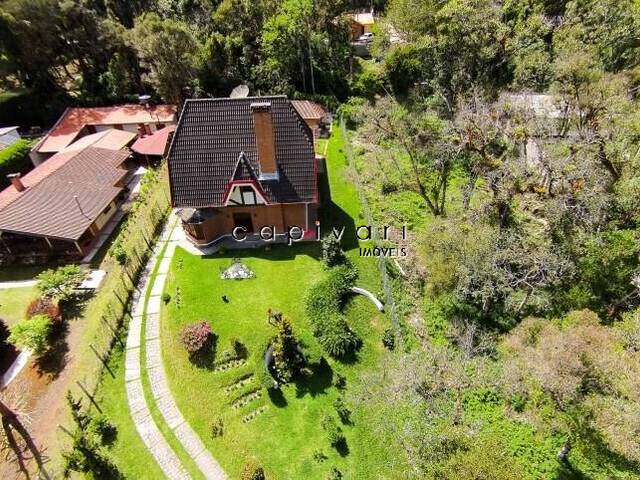 Casa para Venda em Campos do Jordão - 3