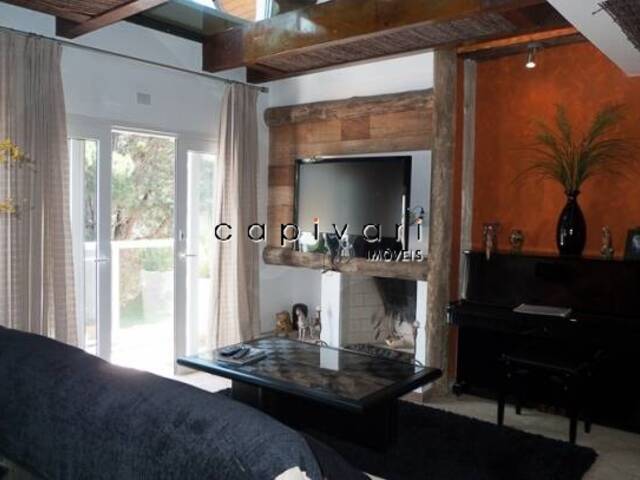 Apartamento para Venda em Campos do Jordão - 4