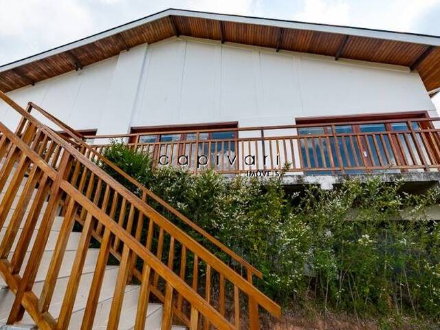 Casa para Venda em Campos do Jordão - 2