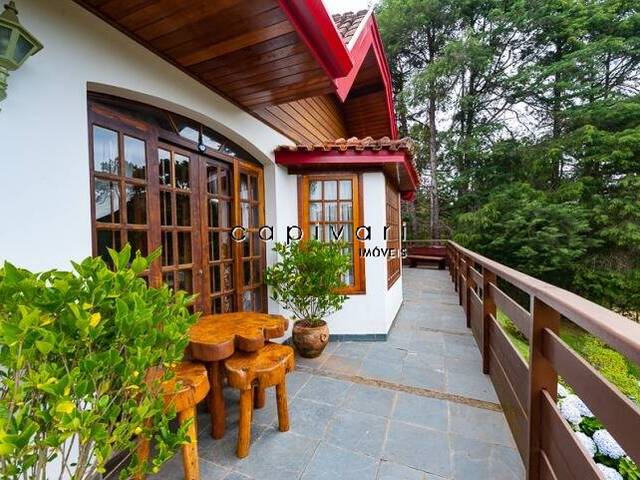 Casa para Venda em Campos do Jordão - 3