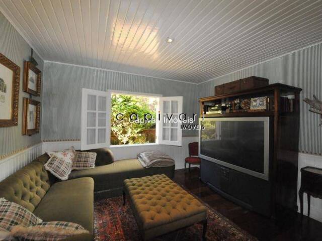 Casa para Venda em Campos do Jordão - 4