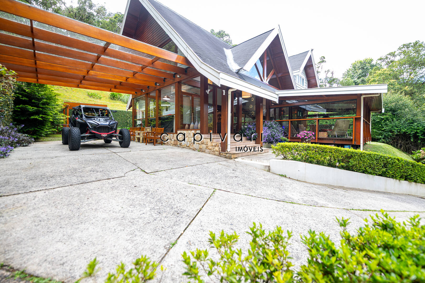 Casa, 5 quartos, 333 m² - Foto 2